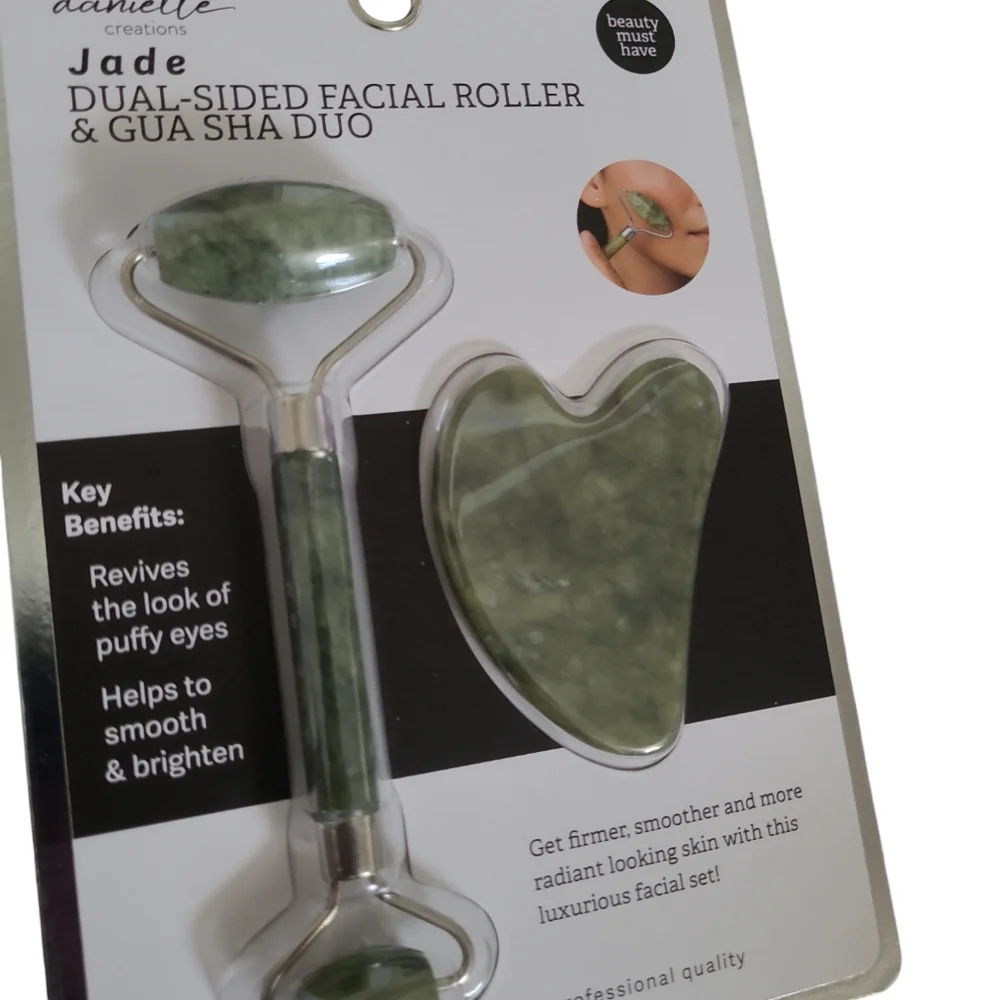 💕NIB Beauty Bundle💕Jade Dual Sided Facial Roller Duo + Conair Facial Brush💕